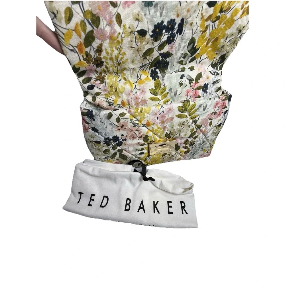 NWT TED‎ BAKER Ginn Marie Gold chain Flap CrossBody Bag Floral Applique Quilted